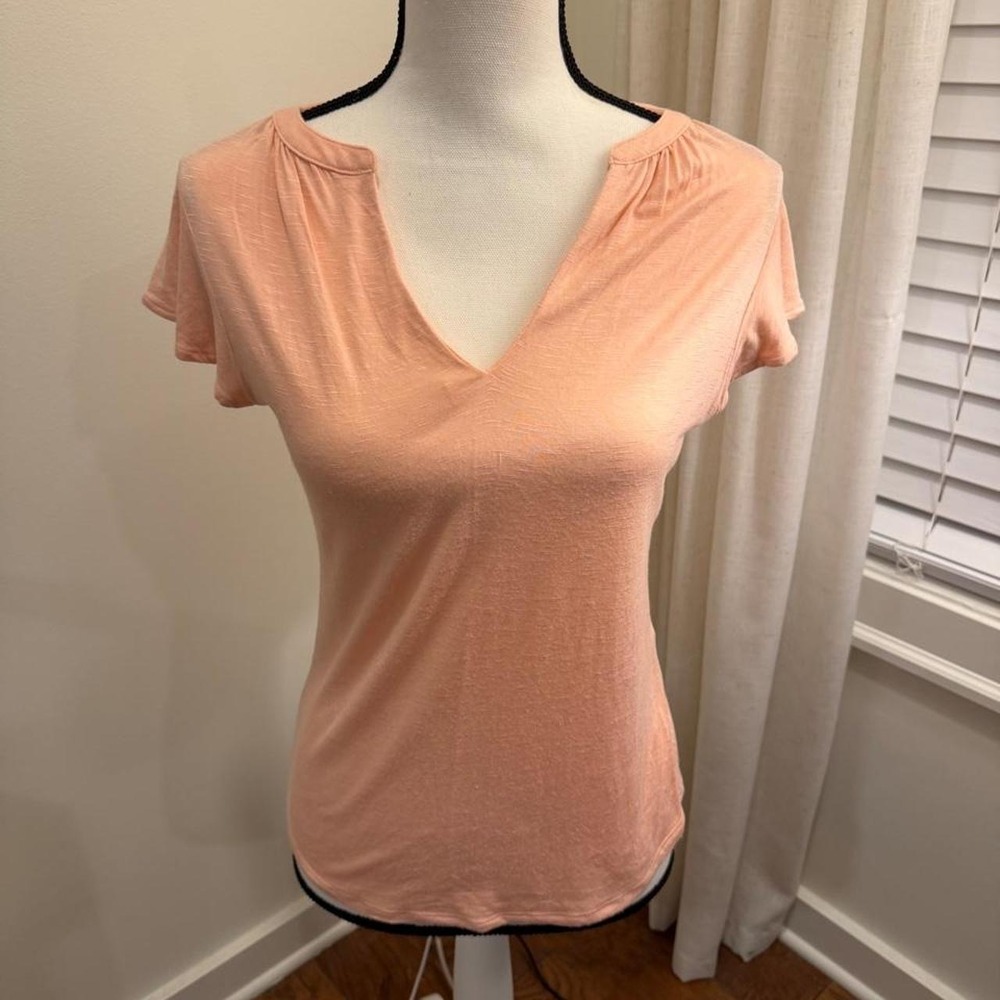 White House Black Market WHBM Blush Pink Split V-Neck Flutter Sleeve Top XS